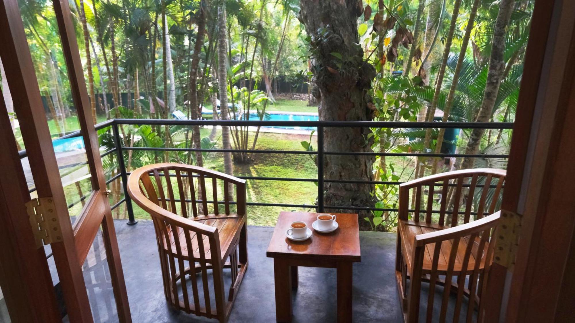 Chandra Villa Ayurveda Resort Bentota Exterior photo